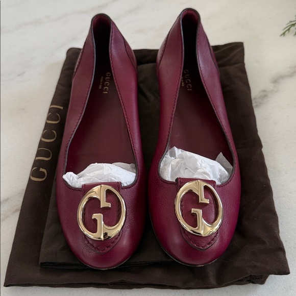 Gucci Shoes - Gucci Ballet Flats Women's Red Wine Burgandy Leather with Gold Logo.